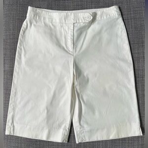 Jones New York Classic White Bermudas